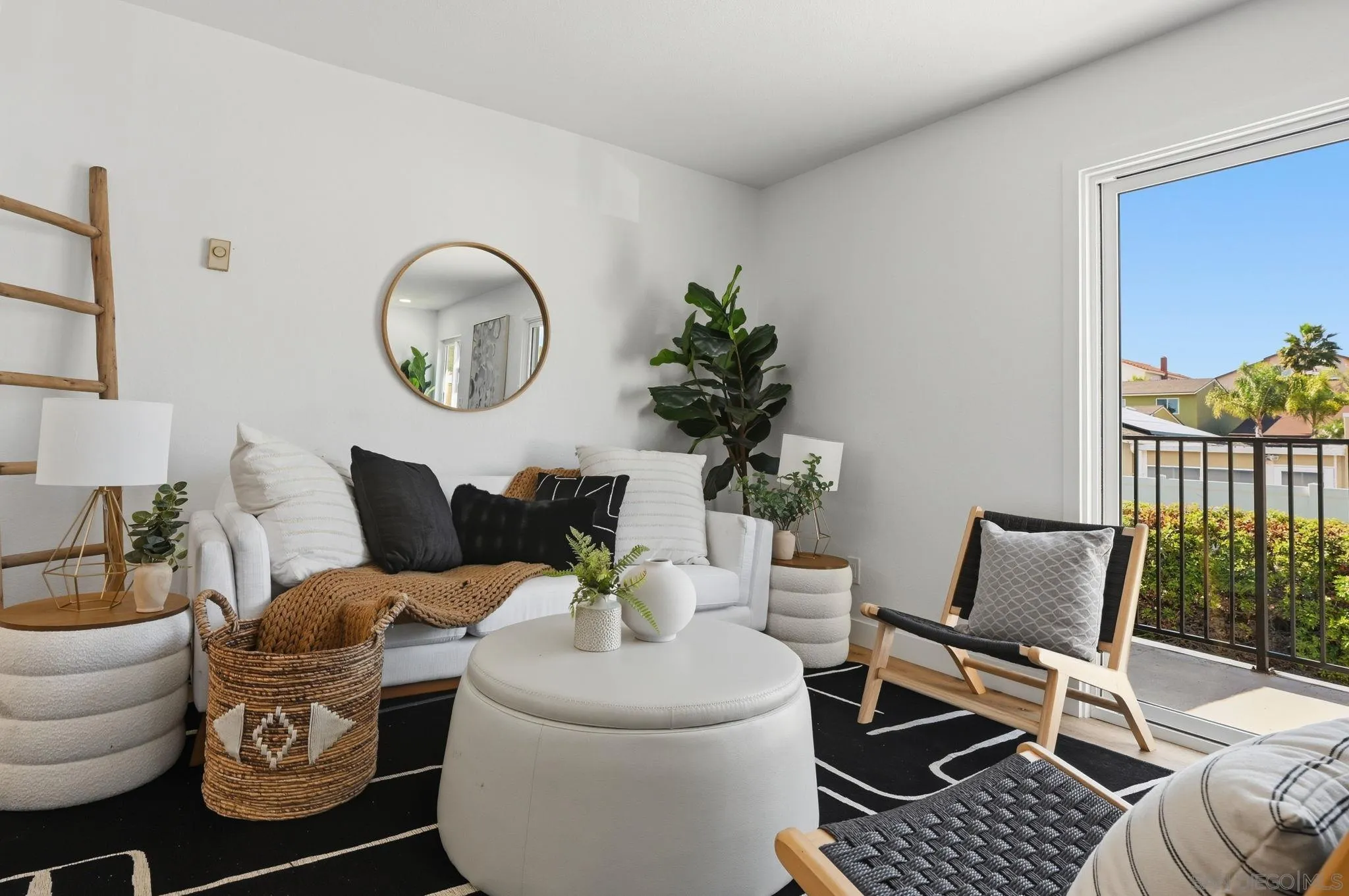 https://cdn.realtyfeed.com/cdn/127/260007167/20872d68e34bb707fc3e49486b7f50b8.webp