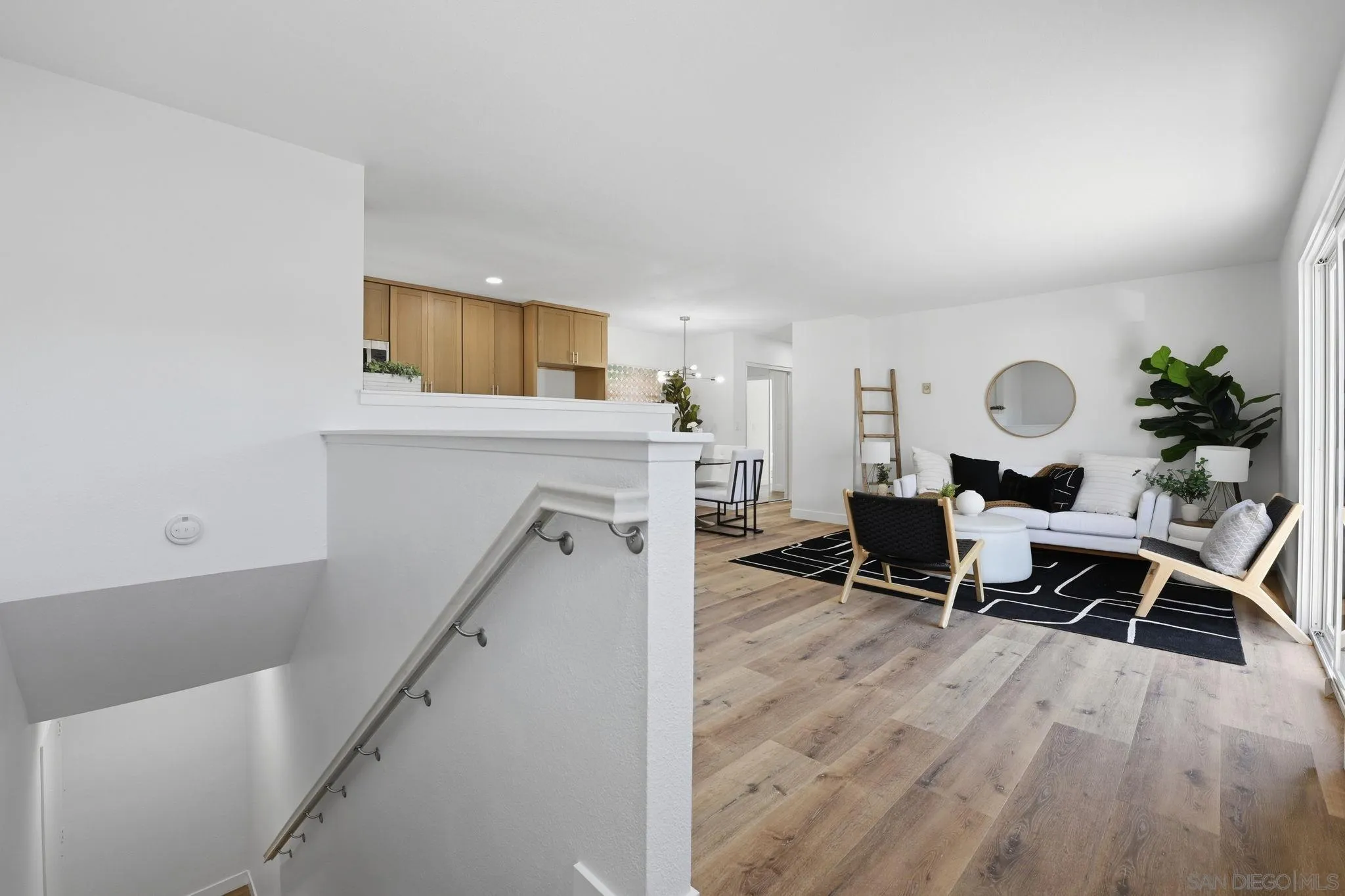 https://cdn.realtyfeed.com/cdn/127/260007167/828261f2d170697a72d0b0c8059b1e7e.webp