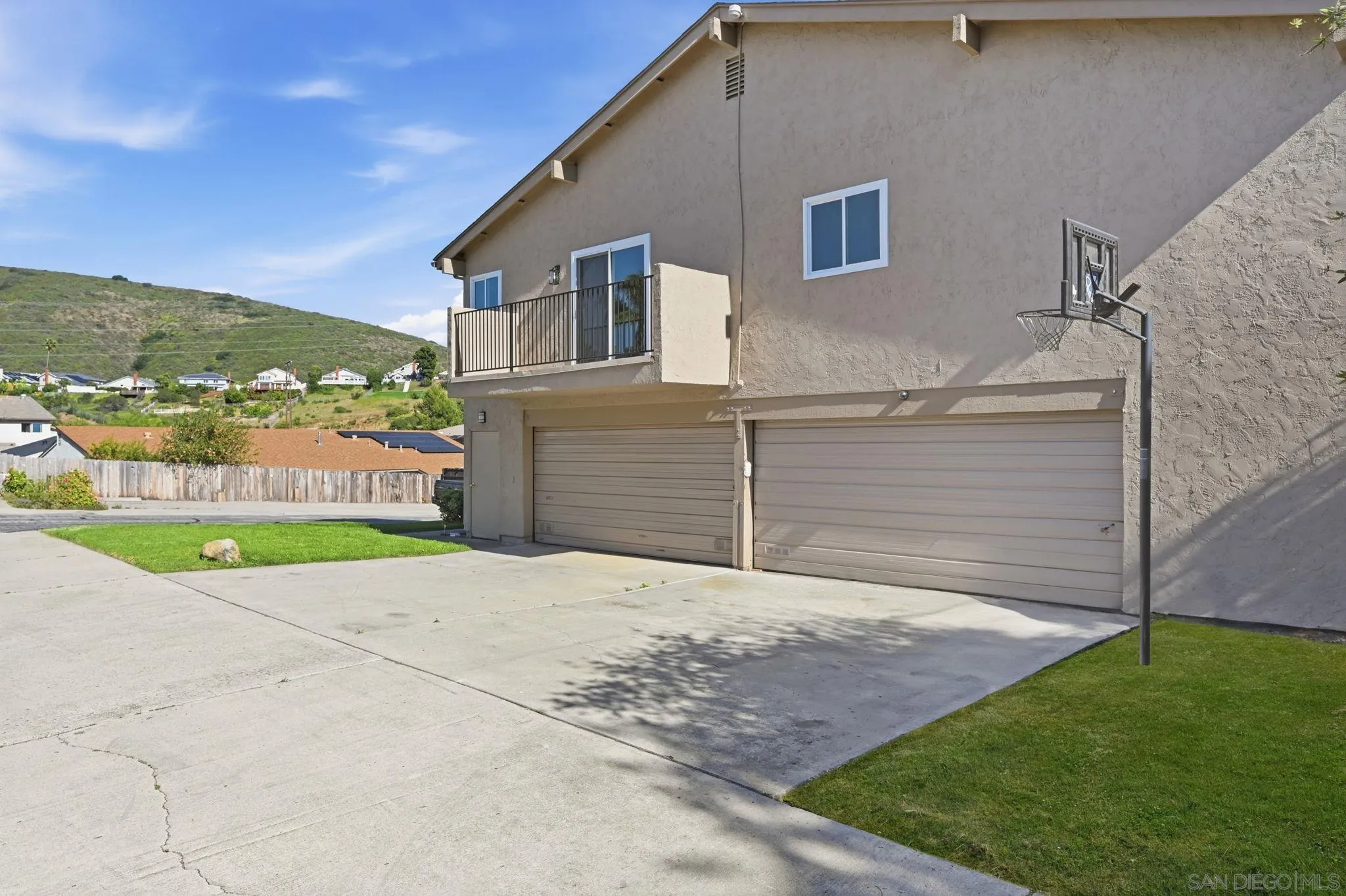 https://cdn.realtyfeed.com/cdn/127/260007167/a3f8695c60e15f769fdd1f973f642b7f.webp