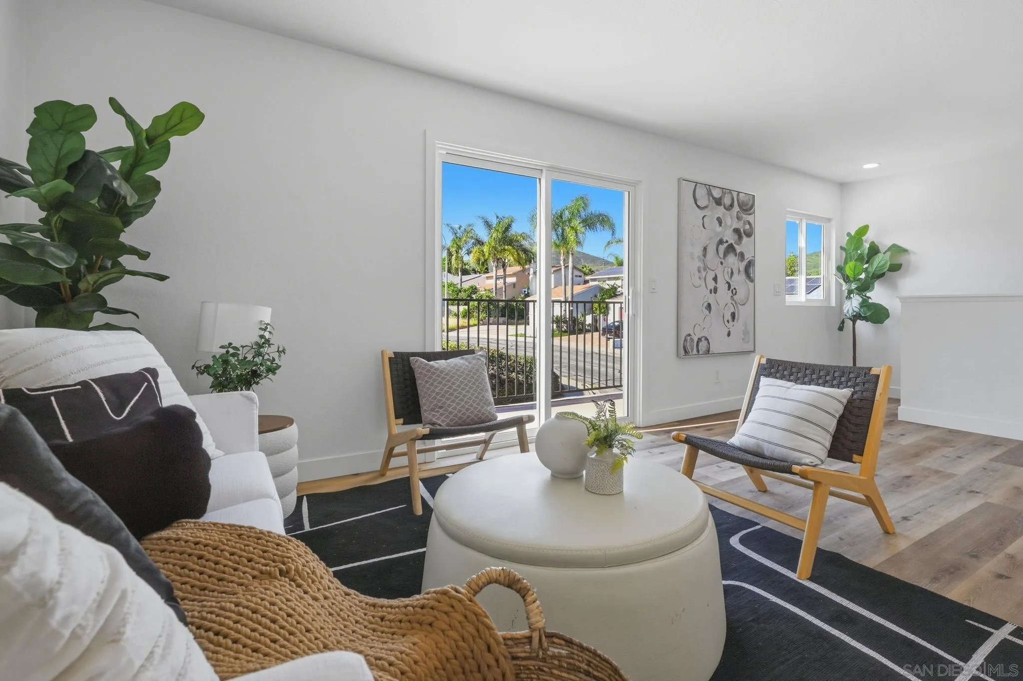 https://cdn.realtyfeed.com/cdn/127/260007167/fc8d0de846458442ec7df45a0346e7f1.webp