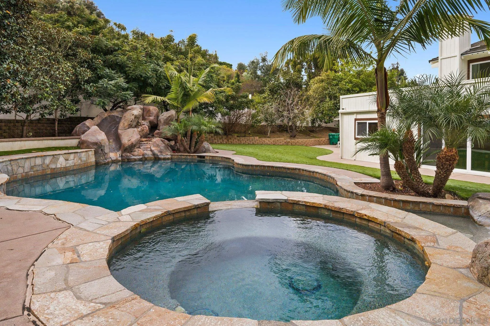 https://cdn.realtyfeed.com/cdn/127/260007168/762fffc1f44637073f917a3fdca100aa.webp
