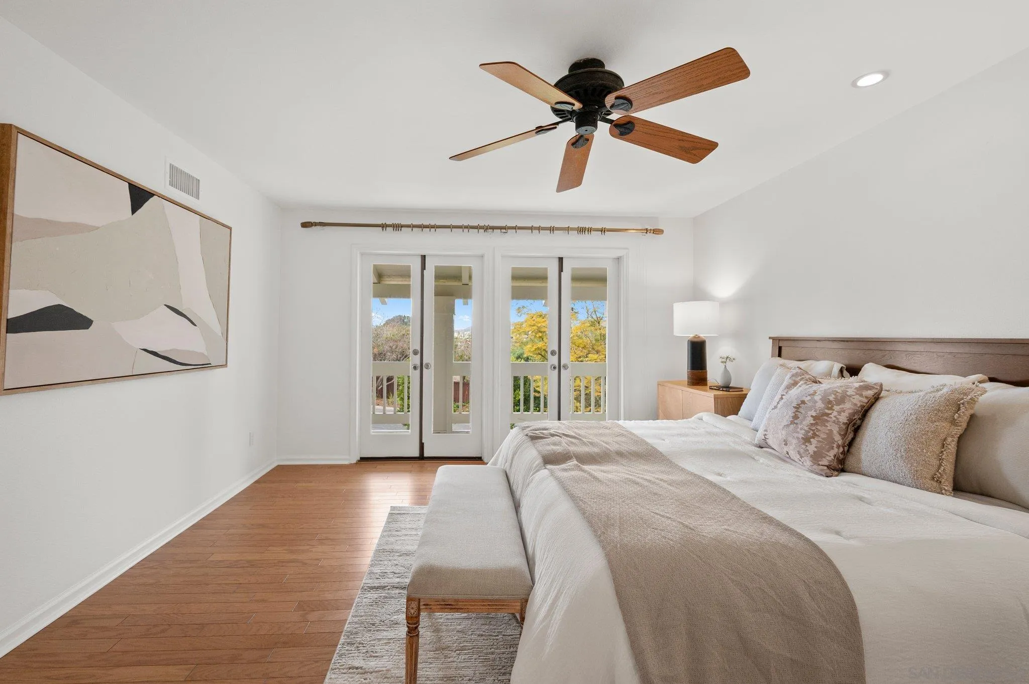 https://cdn.realtyfeed.com/cdn/127/260007168/c0e5482d487864c7e98aafb482be60bb.webp