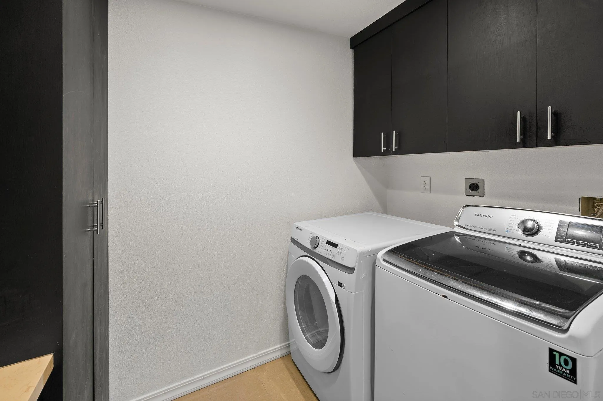 https://cdn.realtyfeed.com/cdn/127/260007168/e6e2f8efd73c09a63b43269c0c78c702.webp