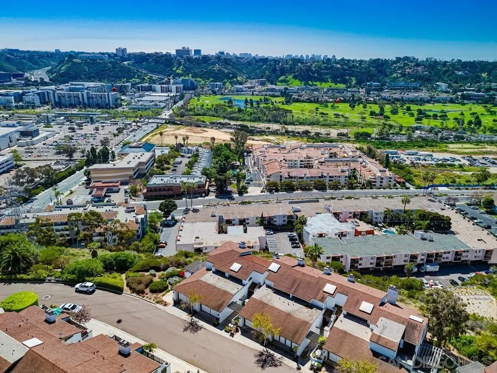 https://cdn.realtyfeed.com/cdn/127/260007172/3fbde8f983a478d99e86f05877d15973.webp