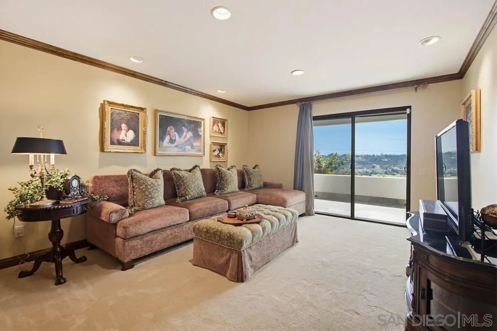 https://cdn.realtyfeed.com/cdn/127/260007172/694de4cedadd934fd905931db324b58c.webp