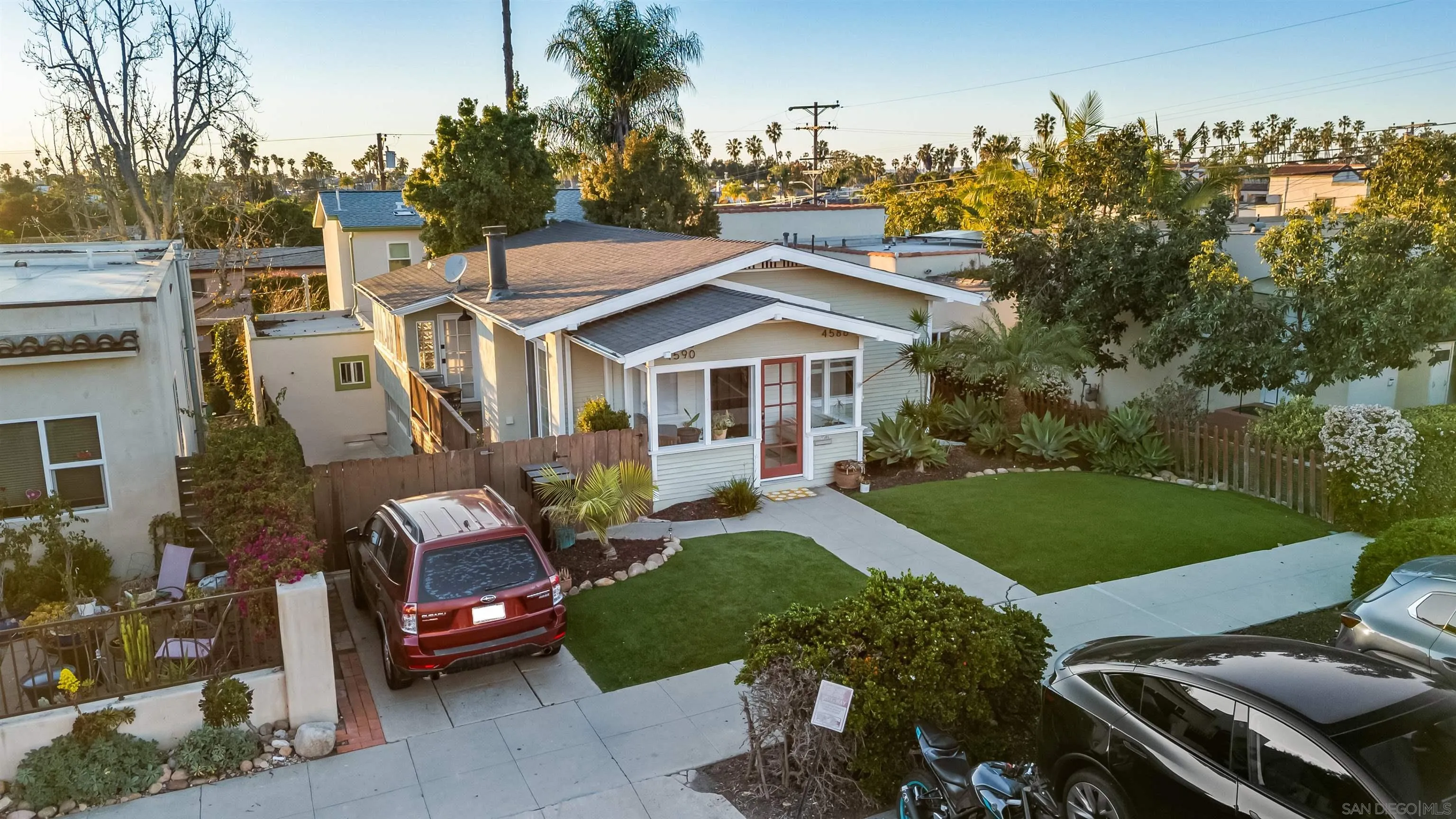 4586-4590 Arizona St, San Diego, CA 92116 - Photo 5 of 49, San Diego, CA
