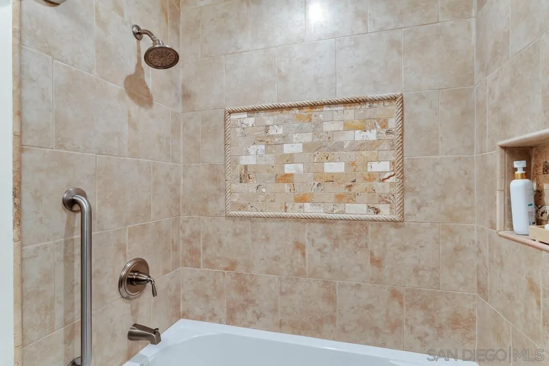 Photo #25: 260007178 Listing: Photo #25
