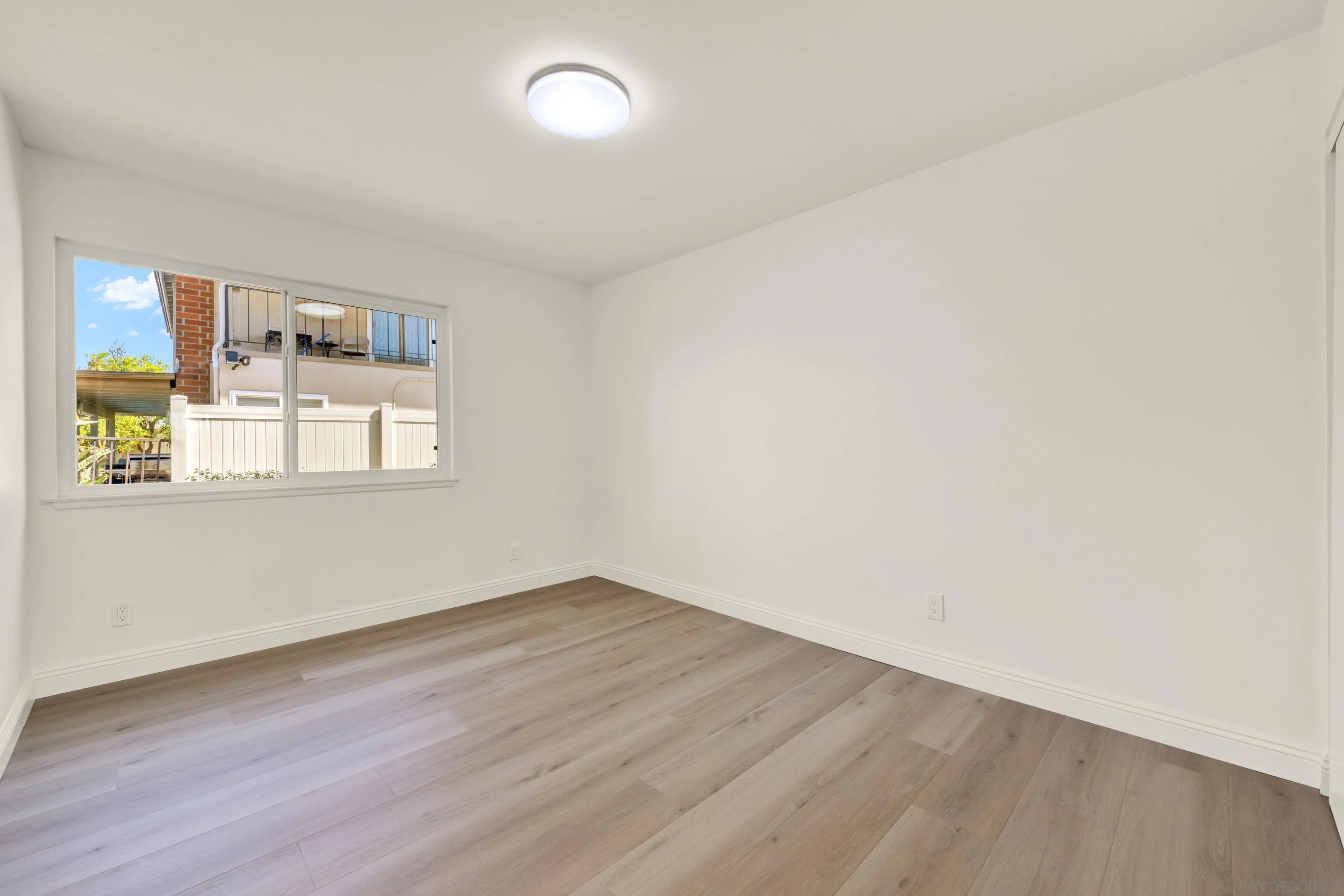 https://cdn.realtyfeed.com/cdn/127/260007180/3a49922b5528ac56ced8b546abdcced3.webp