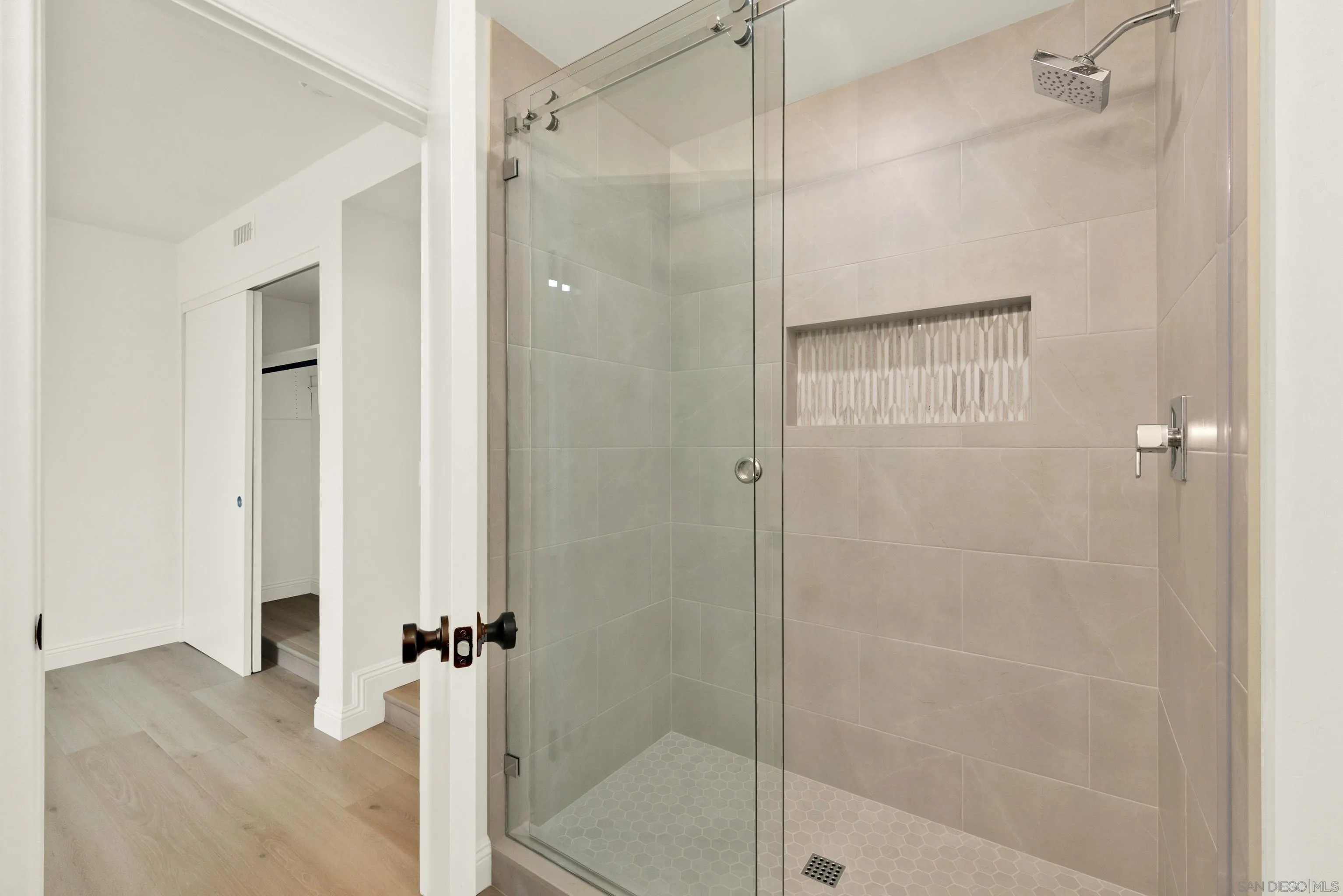 https://cdn.realtyfeed.com/cdn/127/260007180/9970a22e8349c622505161ad9e349c39.webp