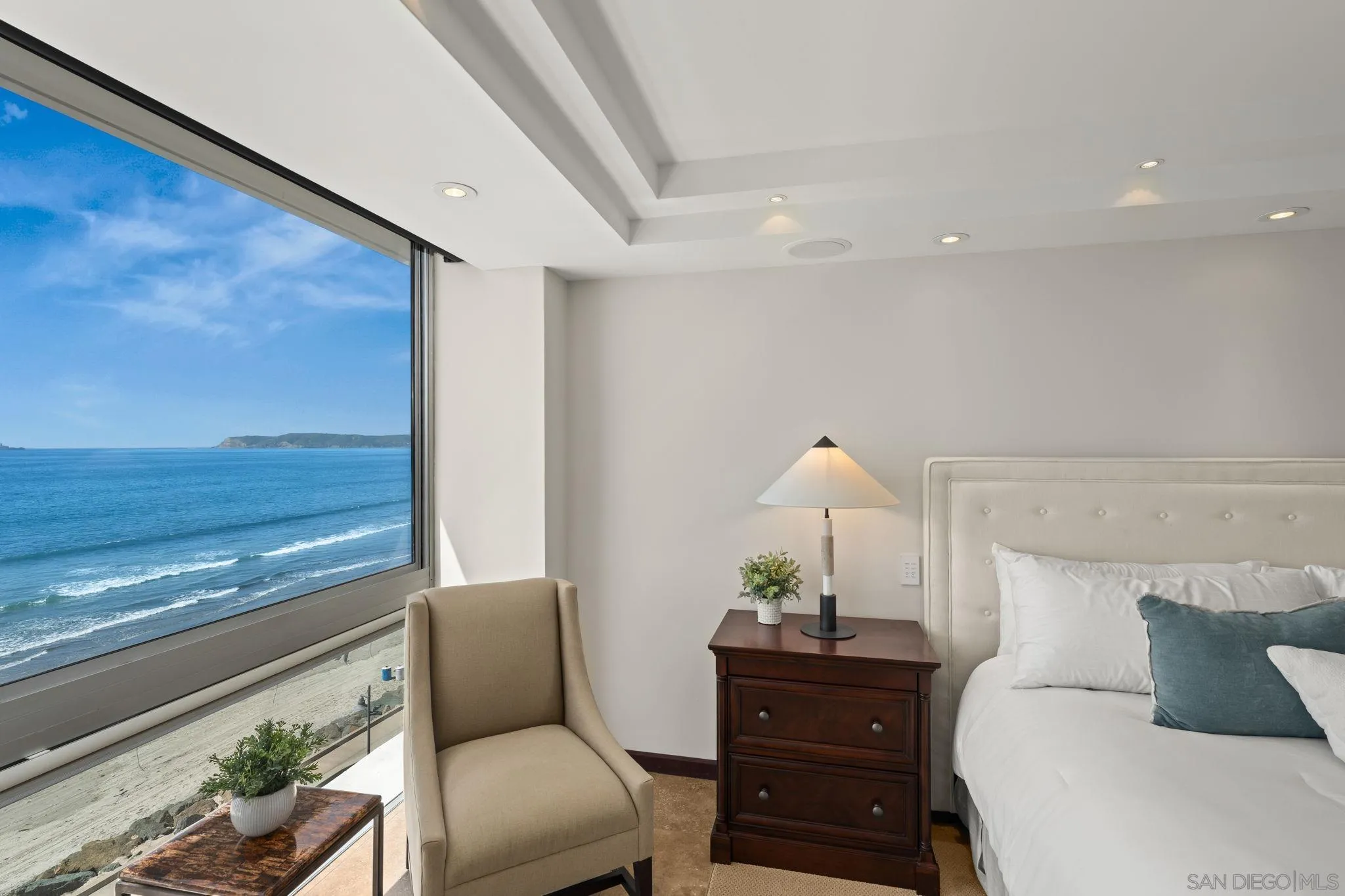 1760 Avenida del Mundo UNIT 406, Coronado, CA, 92118