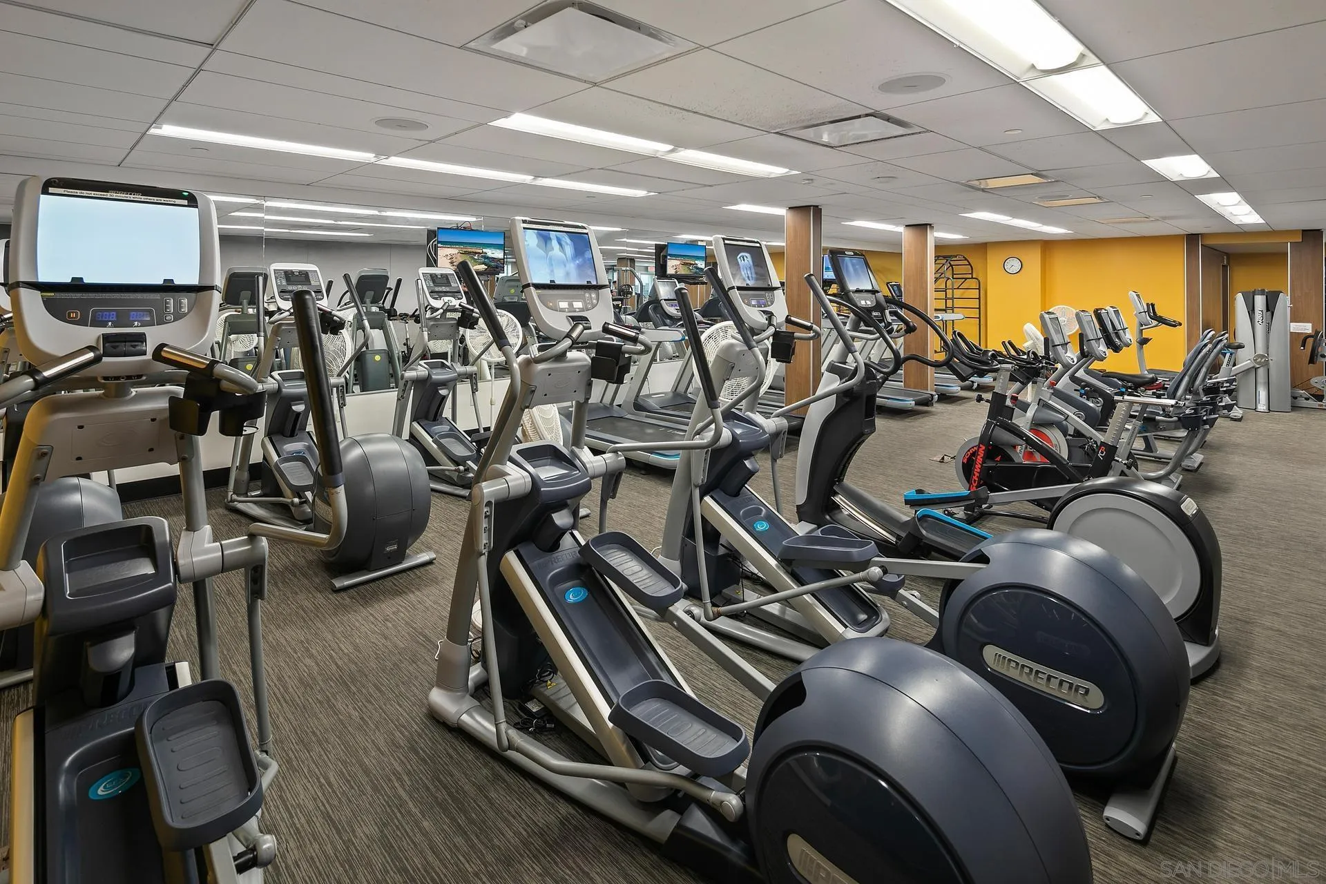 1760 Avenida del Mundo UNIT 406, Coronado, CA, 92118