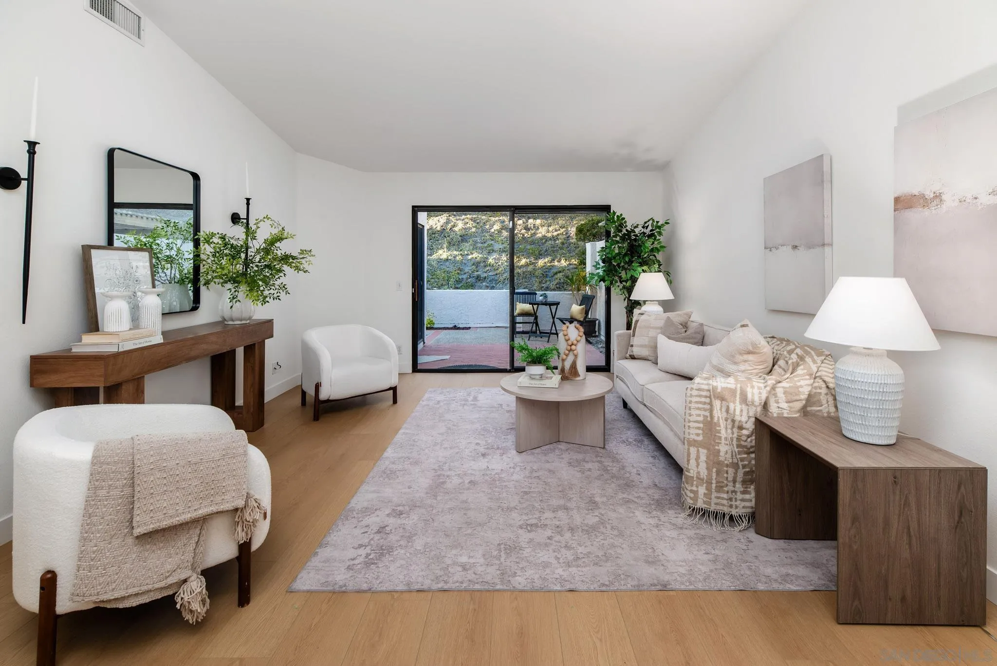 https://cdn.realtyfeed.com/cdn/127/260007182/0628615ce2bafd83babab57da9b61987.webp