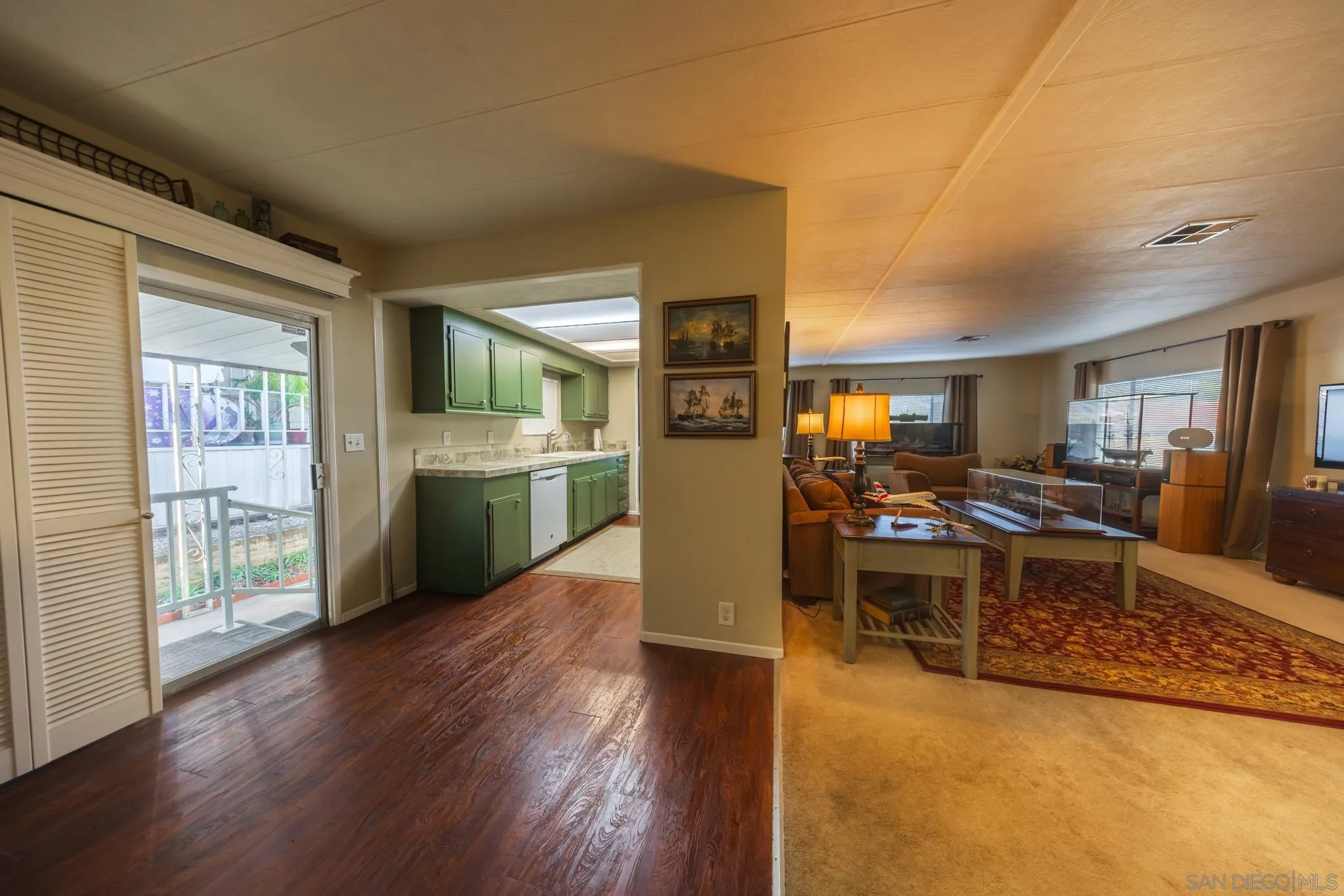 https://cdn.realtyfeed.com/cdn/127/260007188/67c1da12e9a2c412a3018cf82088ff7a.webp