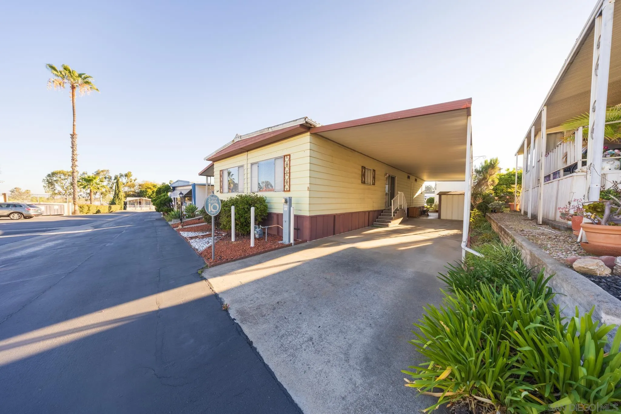 https://cdn.realtyfeed.com/cdn/127/260007188/c3907e72b3d5a9d4fc6121634408a55f.webp