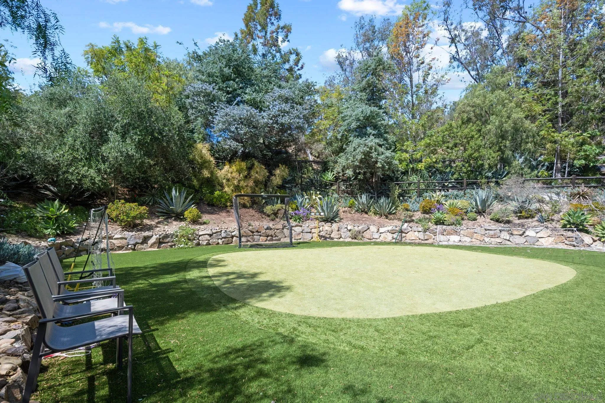 https://cdn.realtyfeed.com/cdn/127/260007194/0b58b3aa3d2d6099b27f998094ffaf67.webp