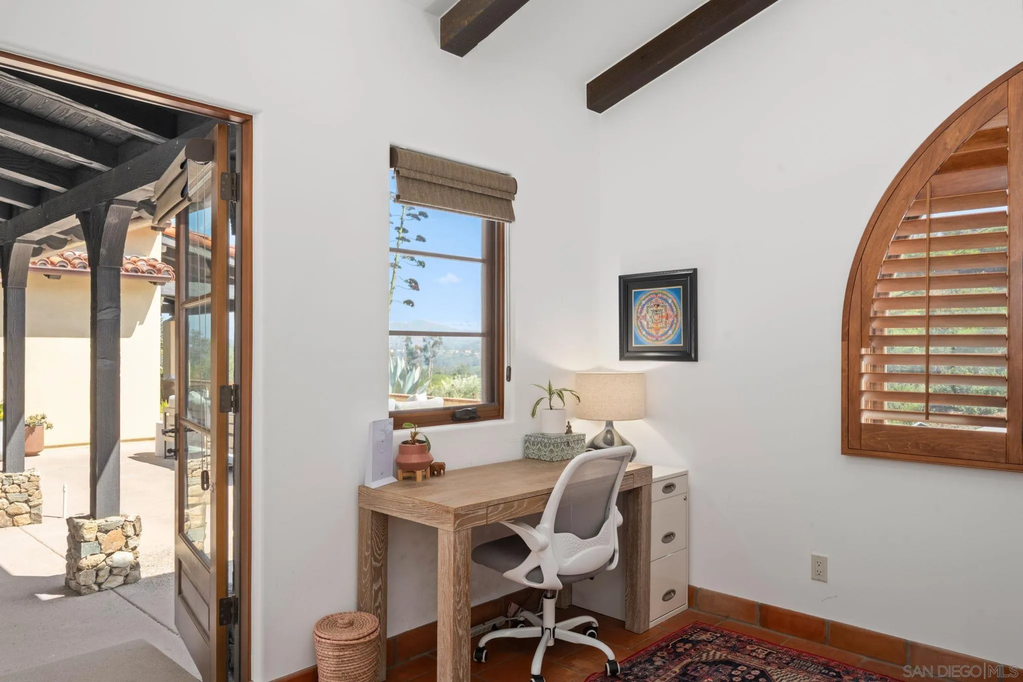 https://cdn.realtyfeed.com/cdn/127/260007194/271b389318bdf3b40d1988a768bf2148.webp