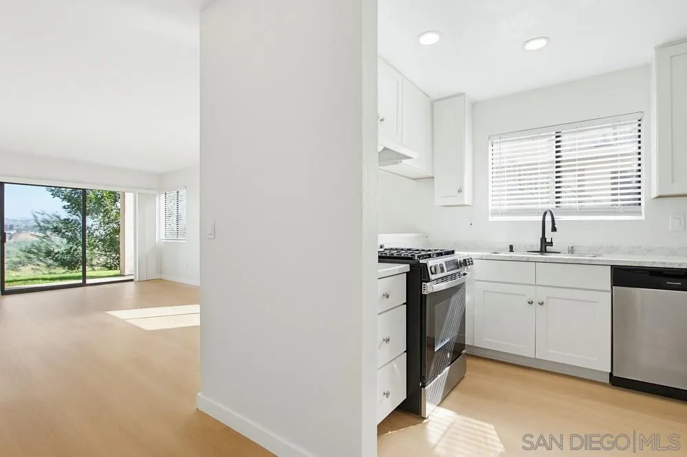 Photo #6: 260007197 Listing: Photo #6