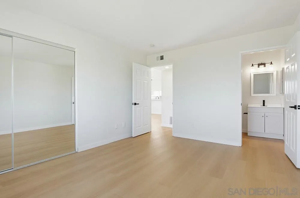 Photo #13: 260007197 Listing: Photo #13