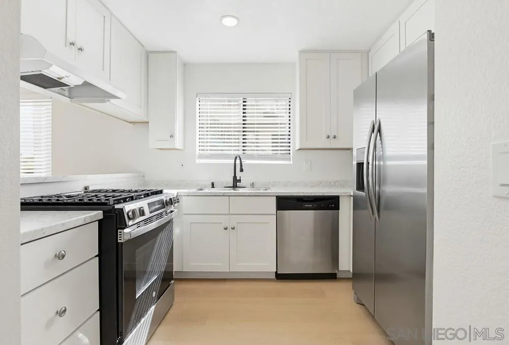 Photo #2: 260007197 Listing: Photo #2