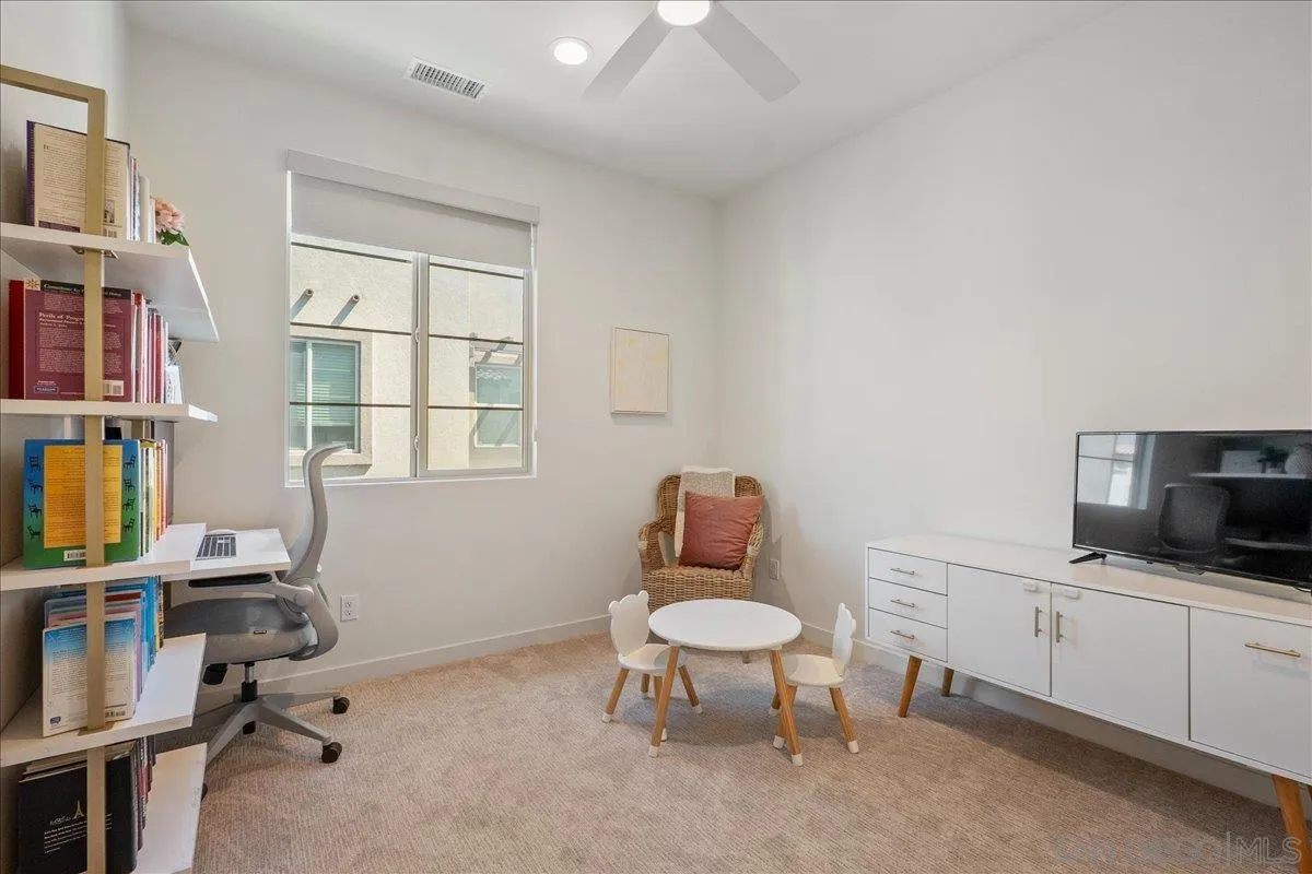 https://cdn.realtyfeed.com/cdn/127/260007200/06d18d1d4c18ba109e840d0a578002e2.webp