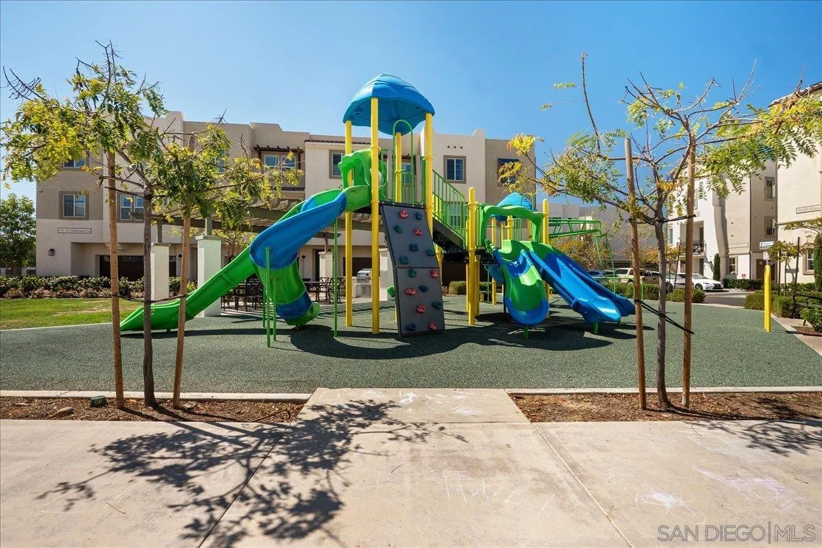 https://cdn.realtyfeed.com/cdn/127/260007200/1dab3a6373036cd1219bd5bd660f9337.webp