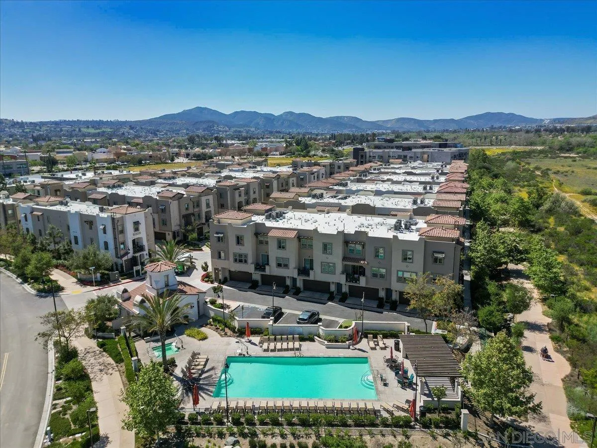 https://cdn.realtyfeed.com/cdn/127/260007200/2f4362a2c11b50824f82f6f19285d97f.webp