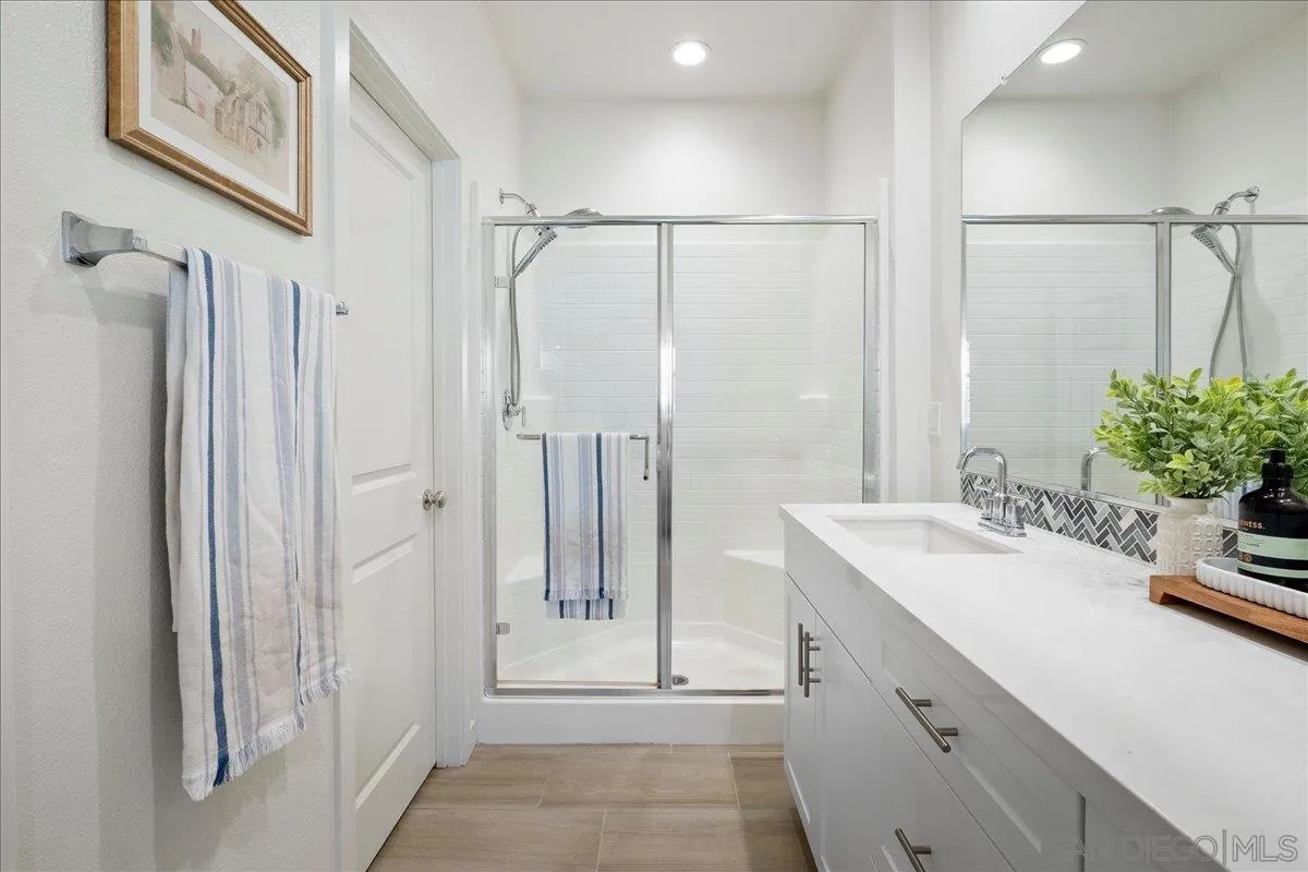 https://cdn.realtyfeed.com/cdn/127/260007200/8705907f93d41d67fbe9221b1089299b.webp