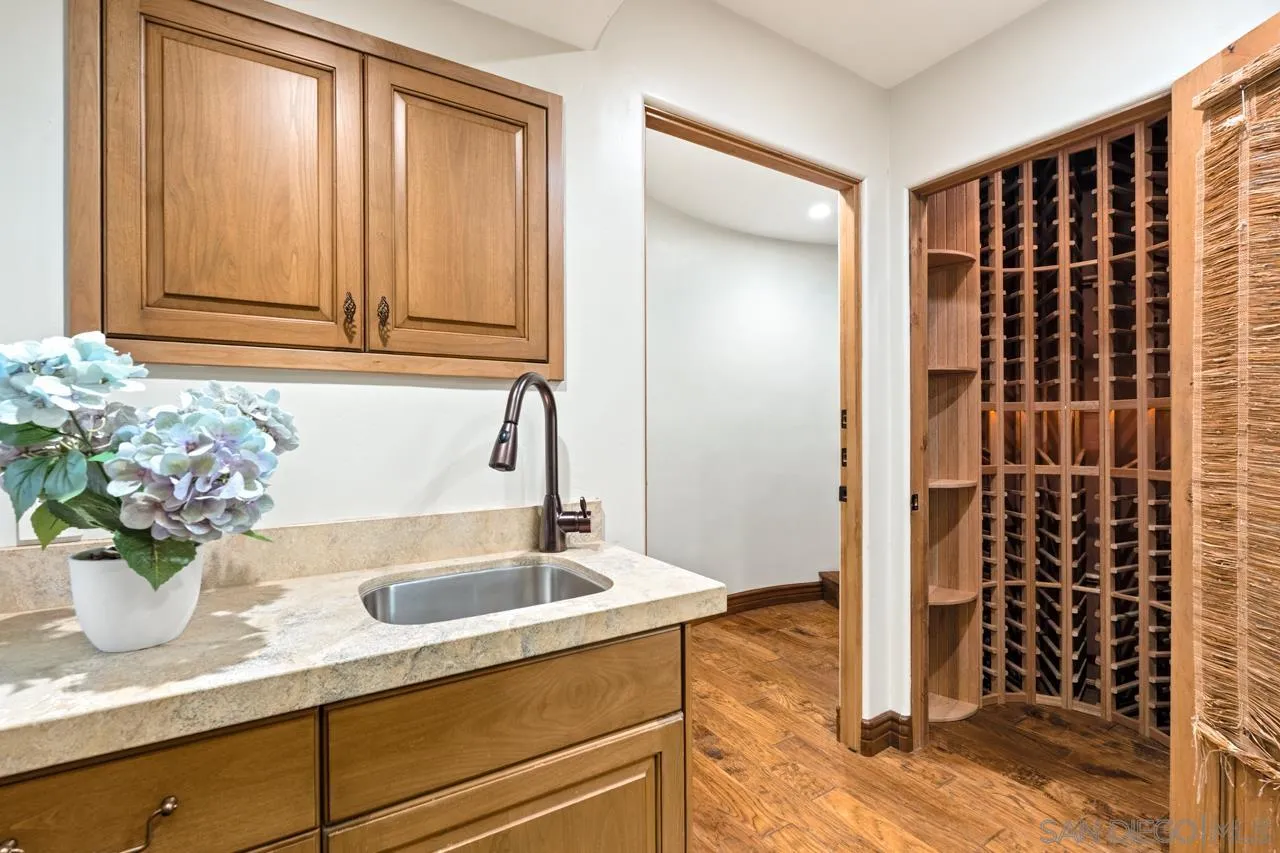 https://cdn.realtyfeed.com/cdn/127/260007201/219dd066bbb8ac2064dde11b1b06ca8c.webp