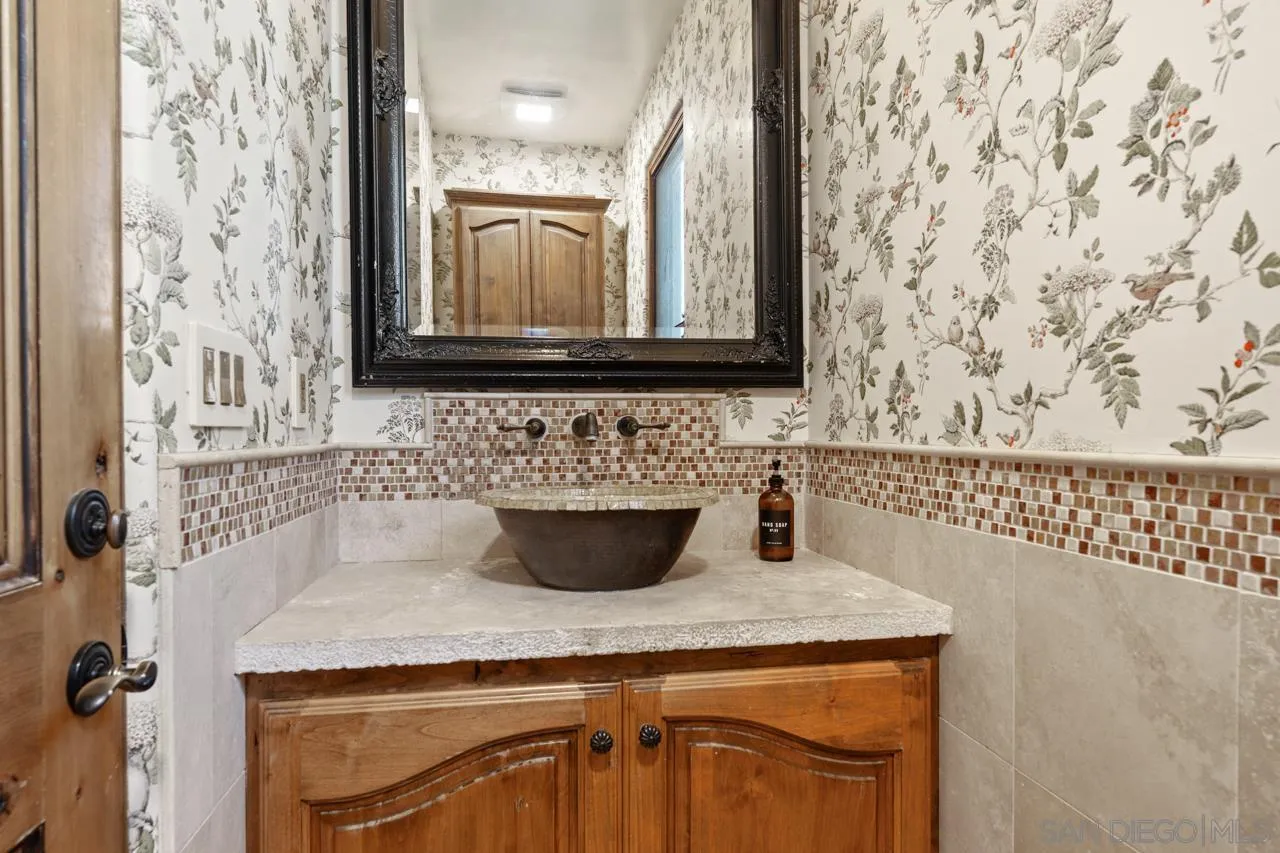 https://cdn.realtyfeed.com/cdn/127/260007201/5dc292534cd076ef190c9feb0338cd8c.webp