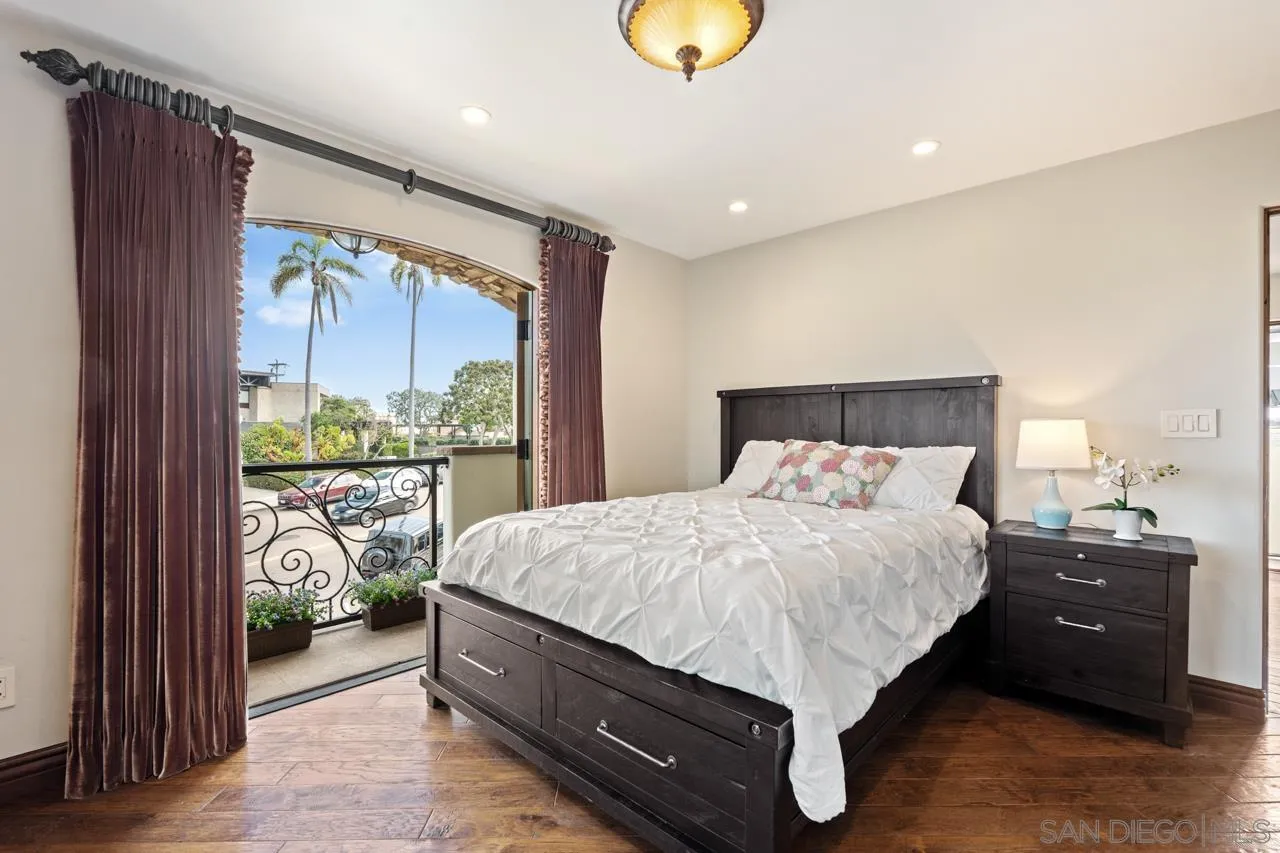 https://cdn.realtyfeed.com/cdn/127/260007201/6f6c45af9f88c7a260c7656524f40172.webp
