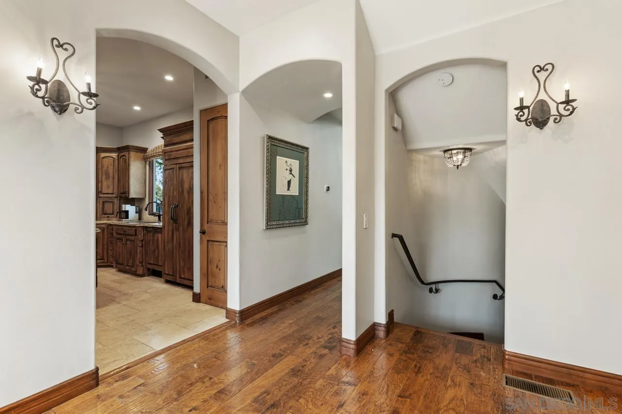 https://cdn.realtyfeed.com/cdn/127/260007201/ab1261837dee07b22b14778c88709a6c.webp