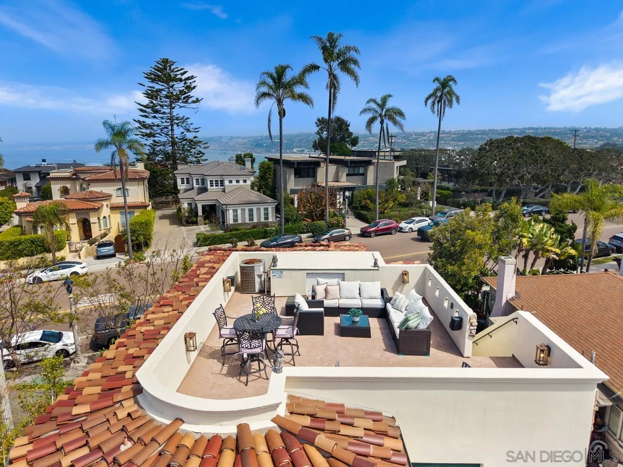 https://cdn.realtyfeed.com/cdn/127/260007201/bc5976aba7a65ed6ba77b348f52e3b56.webp