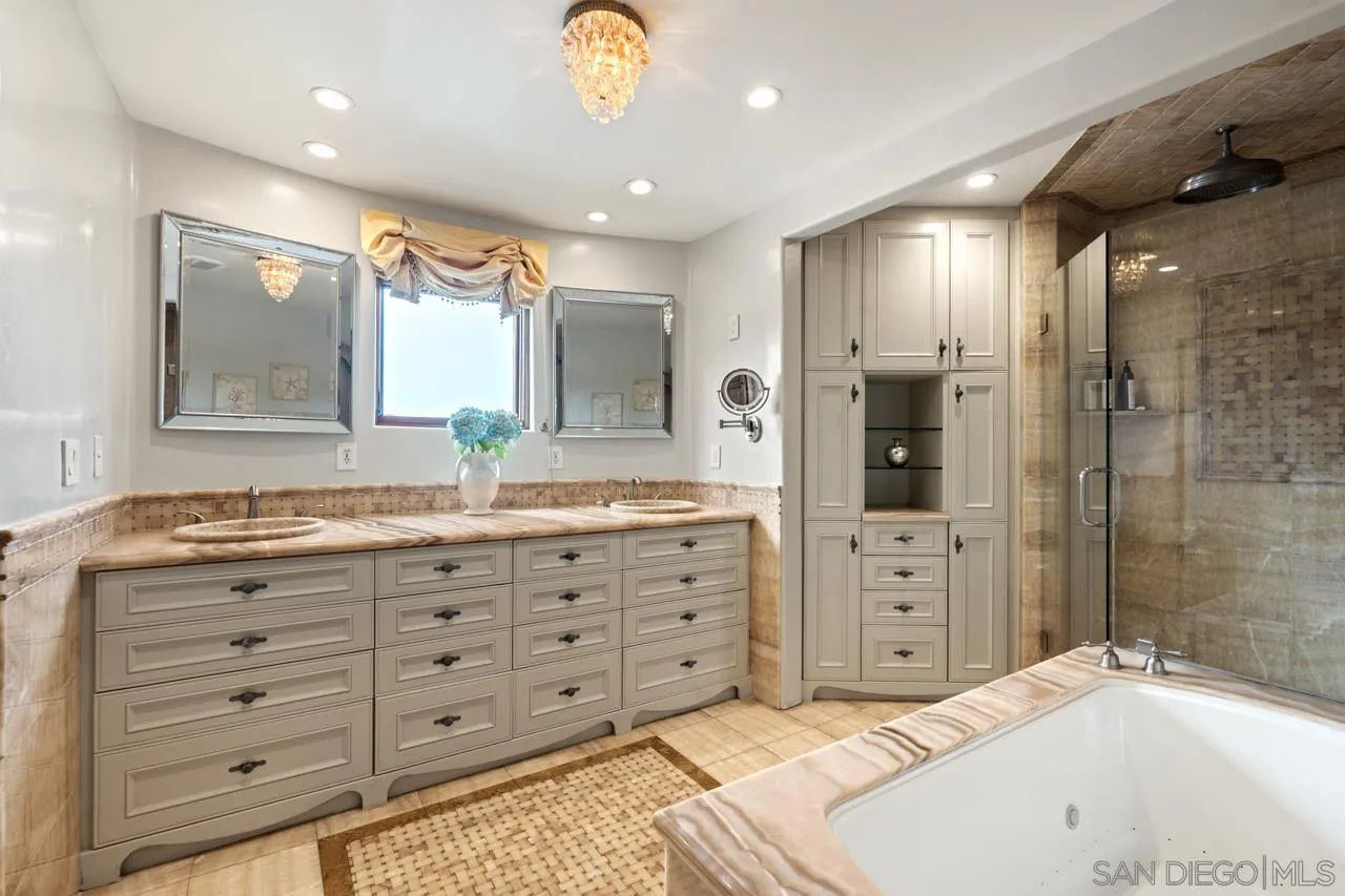 https://cdn.realtyfeed.com/cdn/127/260007201/de1418018c0c38c505cb9a539d440aa2.webp