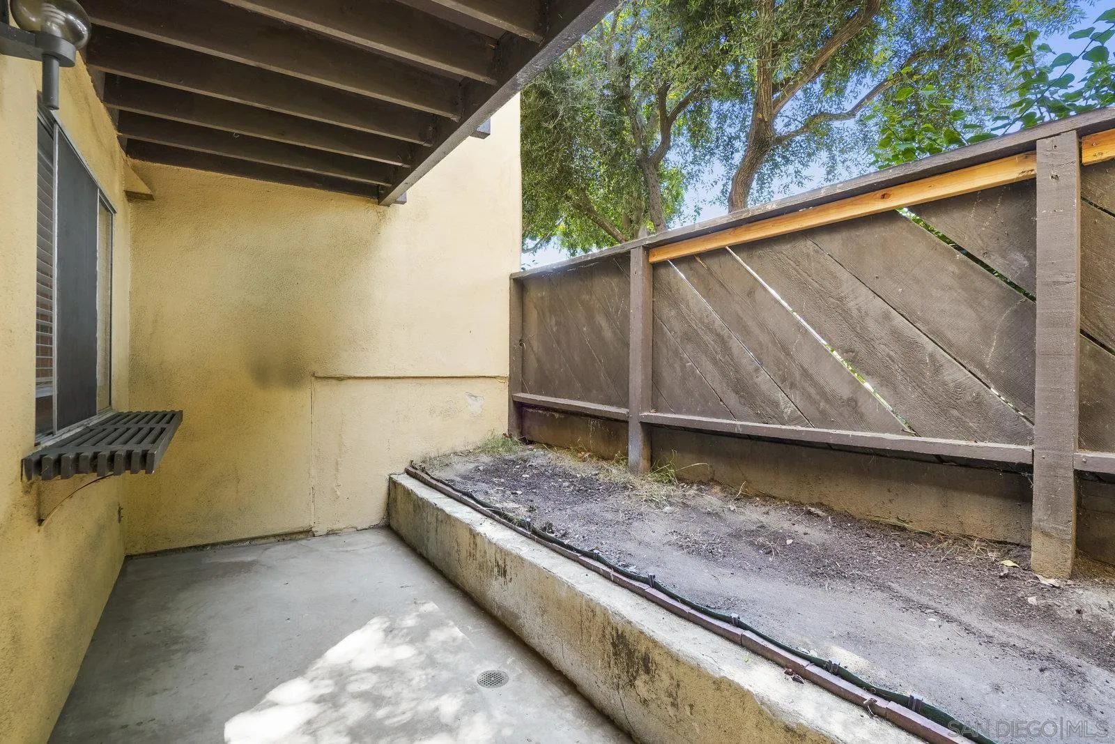 https://cdn.realtyfeed.com/cdn/127/260007204/4d56b9ac4479a504373c55970a927a72.webp