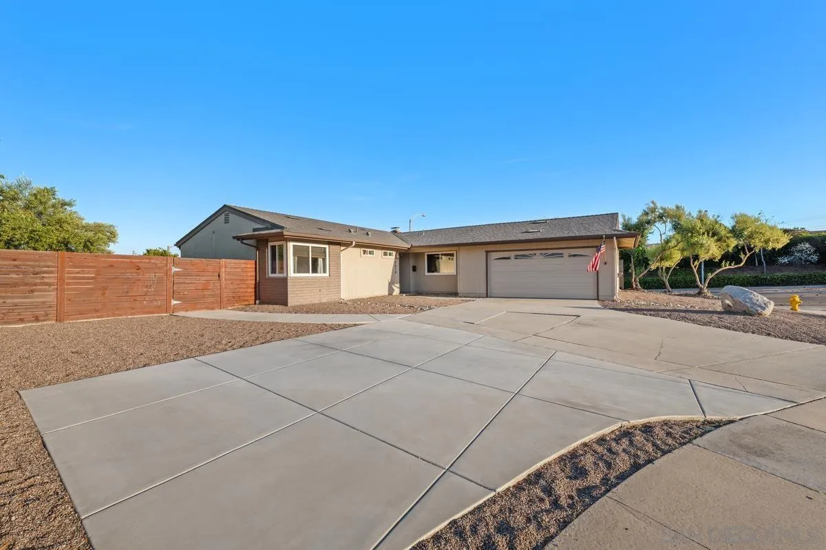 https://cdn.realtyfeed.com/cdn/127/260007205/d569e15b21fe8078e41ca6a1b1cdfae4.webp