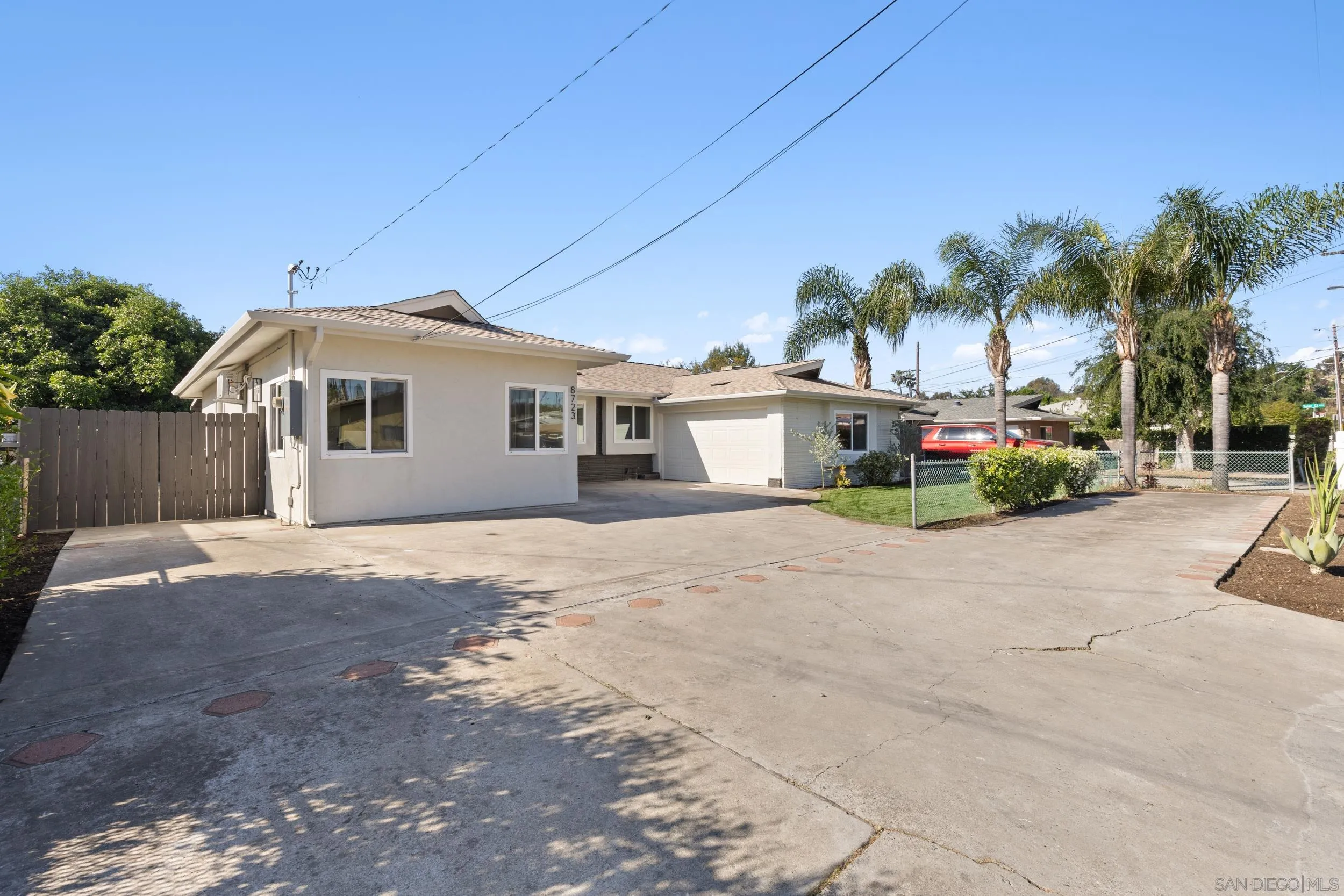 https://cdn.realtyfeed.com/cdn/127/260007206/fbf0371717c2773f7b36227c2fd79e68.webp