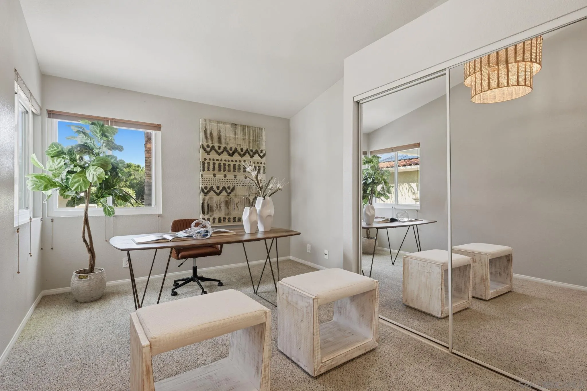 https://cdn.realtyfeed.com/cdn/127/260007208/4b3d334b368cb64589c4a18d6c454b95.webp
