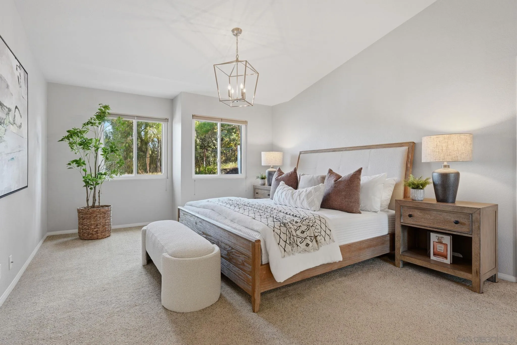 https://cdn.realtyfeed.com/cdn/127/260007208/a416ea008009e0291b16bfbeb5ddcd22.webp