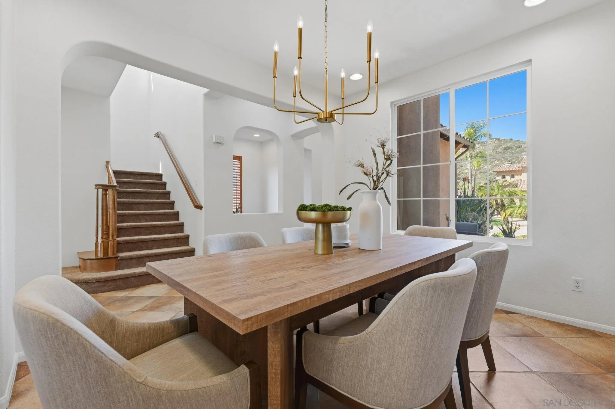https://cdn.realtyfeed.com/cdn/127/260007212/303fbd2610198d1169ca864b120ad654.webp