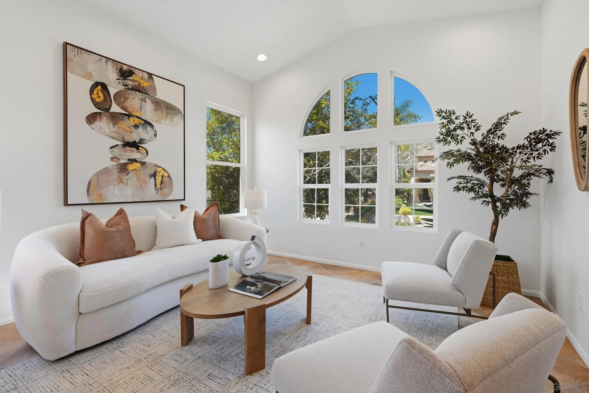 https://cdn.realtyfeed.com/cdn/127/260007212/8df5d7b3552408922817d8c087832567.webp