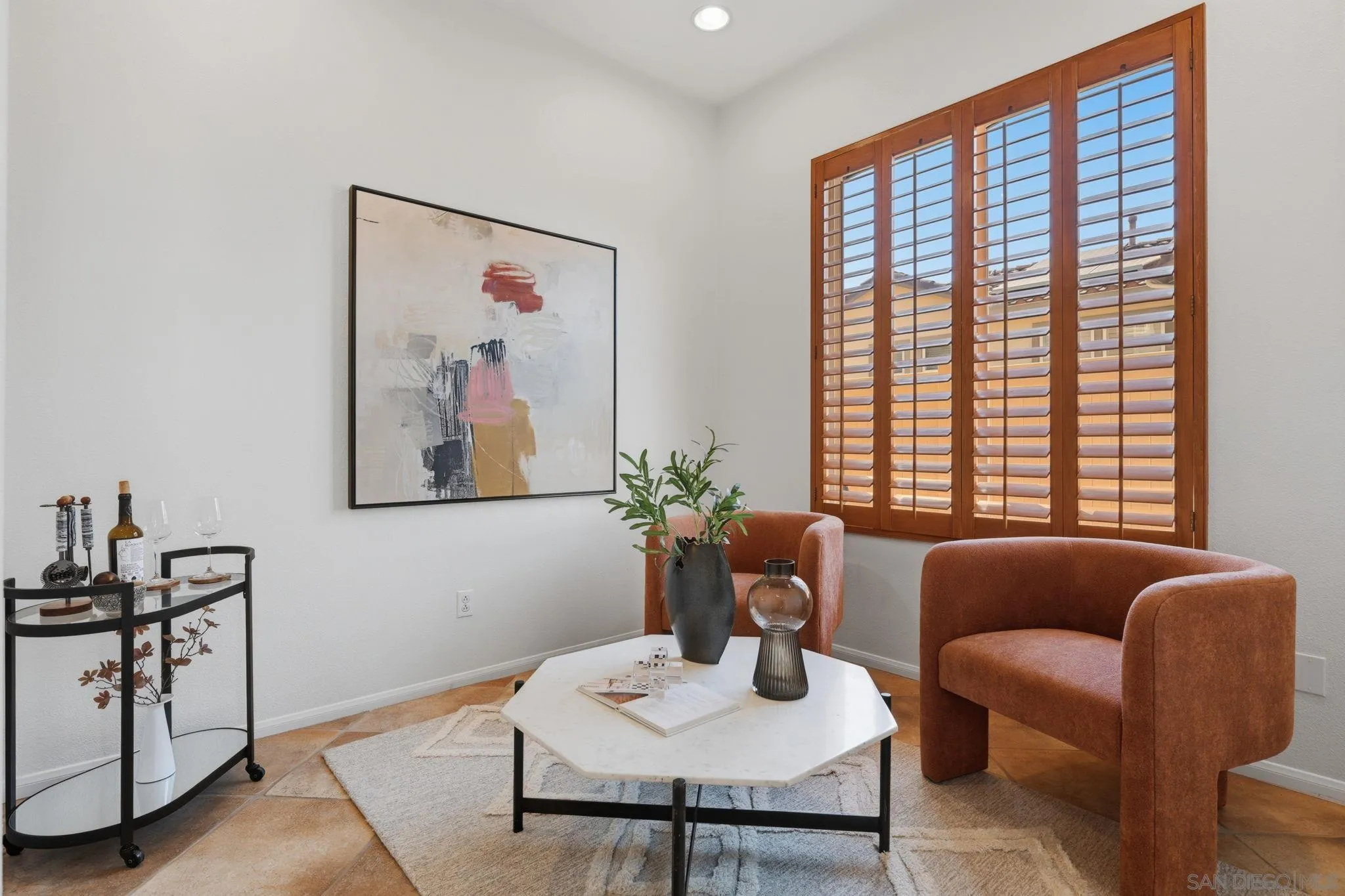 https://cdn.realtyfeed.com/cdn/127/260007212/968ce1ce19eb6fe43e091208f7135201.webp