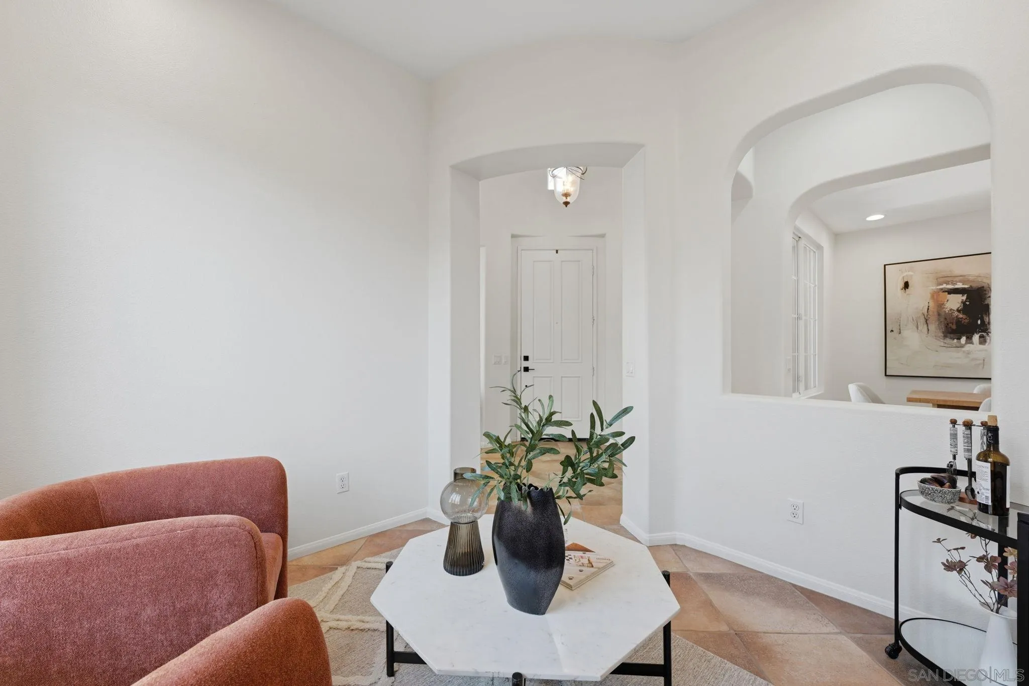 https://cdn.realtyfeed.com/cdn/127/260007212/9715a6f89781f032eead943f64271f46.webp
