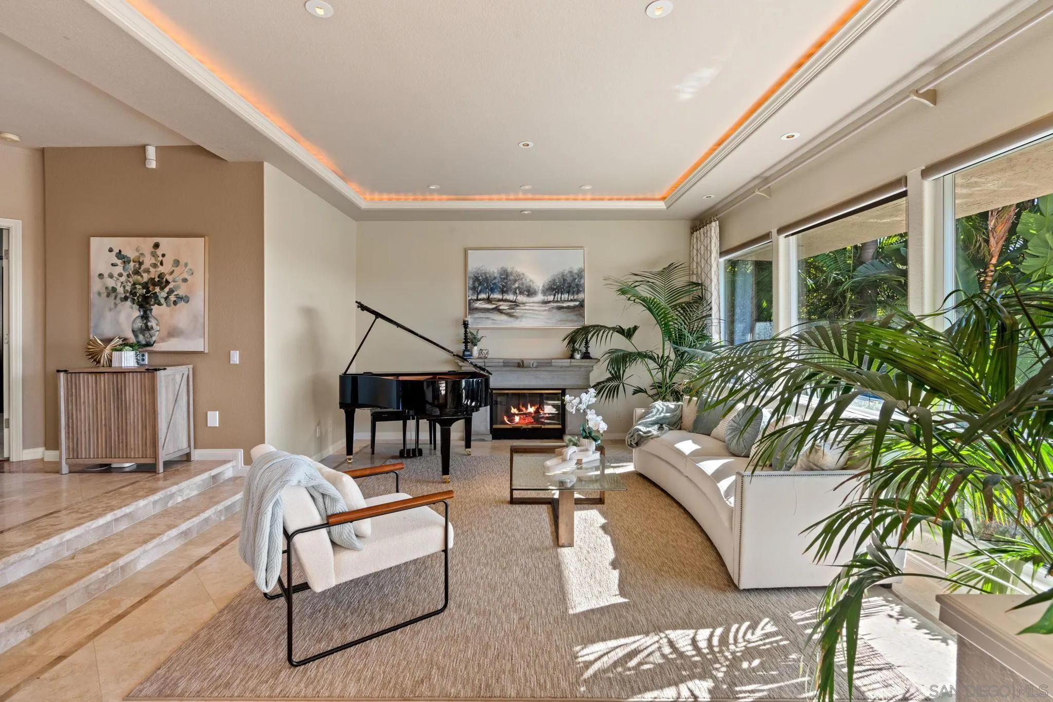 https://cdn.realtyfeed.com/cdn/127/260007216/14b8f526ca938afd005a422ed0c499fb.webp