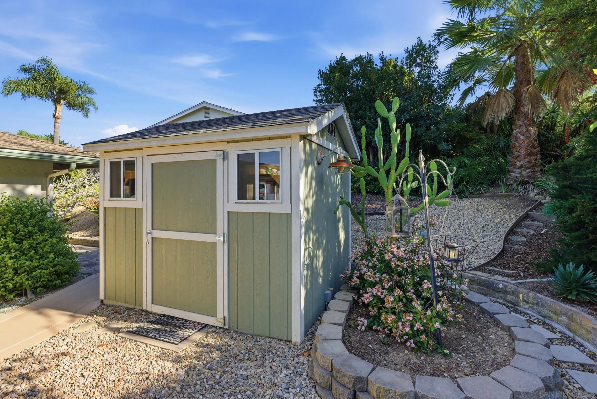 https://cdn.realtyfeed.com/cdn/127/260007218/c9bb0489405282d59672a25b50c3491f.webp