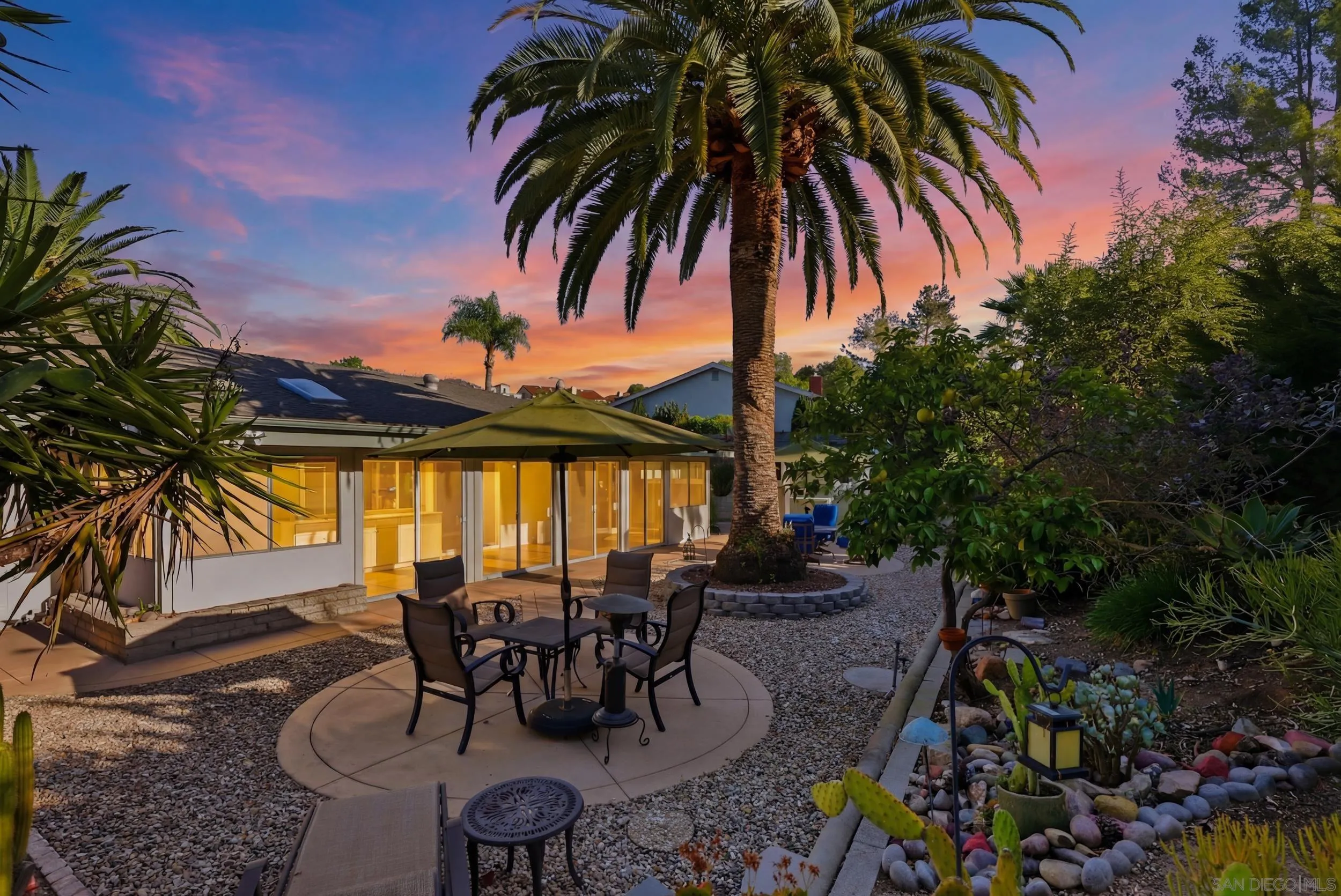 https://cdn.realtyfeed.com/cdn/127/260007218/e72acee51755f92cd2093036a345c513.webp