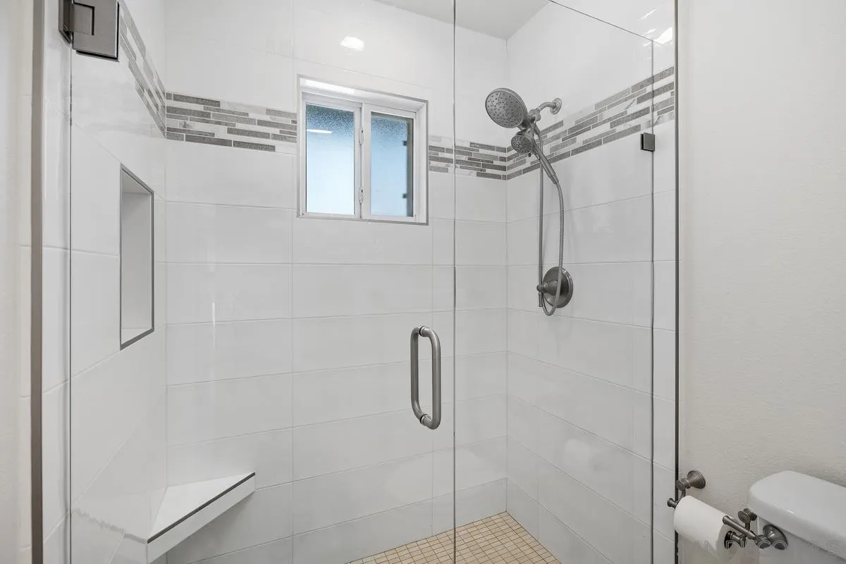 https://cdn.realtyfeed.com/cdn/127/260007219/392e211485cc4c02c8374970e7f36ad5.webp