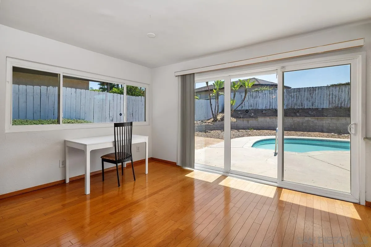 https://cdn.realtyfeed.com/cdn/127/260007219/9fd9f40d50de02d6d52aa2591b8cfd58.webp