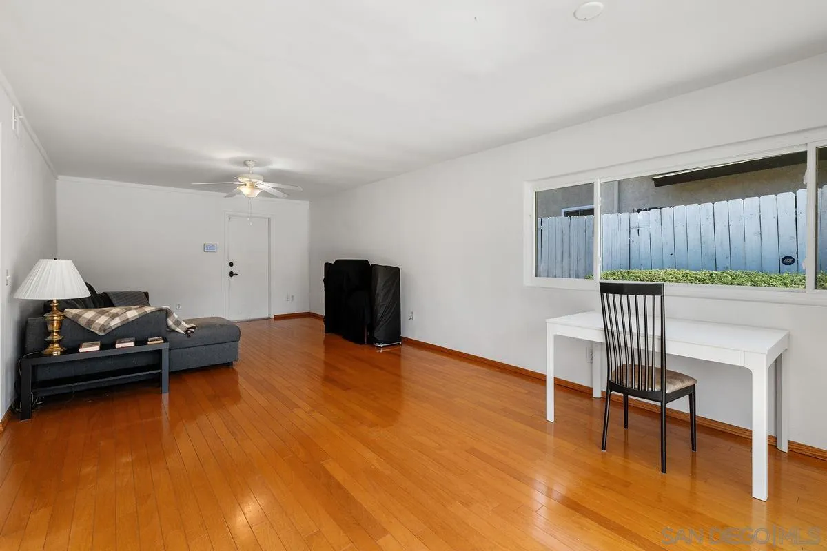 https://cdn.realtyfeed.com/cdn/127/260007219/a22c51b087d19e0f6c88716abf4458b5.webp