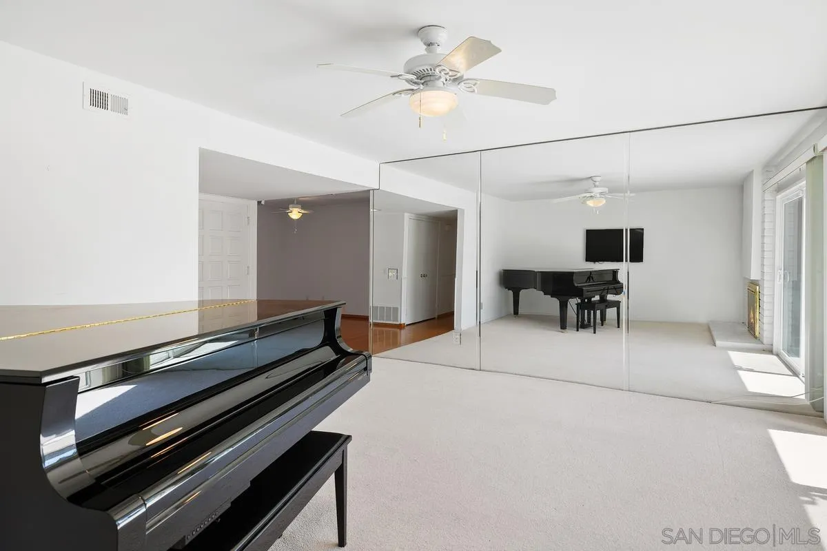 https://cdn.realtyfeed.com/cdn/127/260007219/b47a9792f0512258b886799cb219622e.webp
