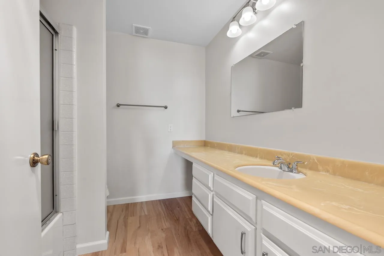 Photo #16: 260007221 Listing: Photo #16